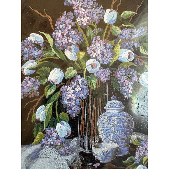 Dimensions Lilacs And Lace Crewel Embroidery Kit #1529 NEW & Sealed 12 X 16 - Picture 2 of 3